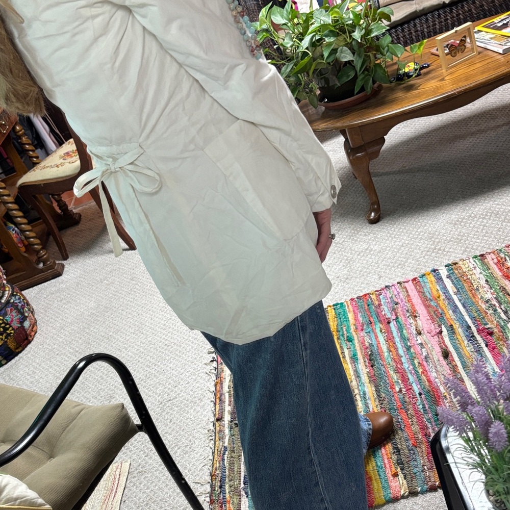 Pete and Greta Women's Cream Button-Front Blazer Jacket - Picture 3 of 12